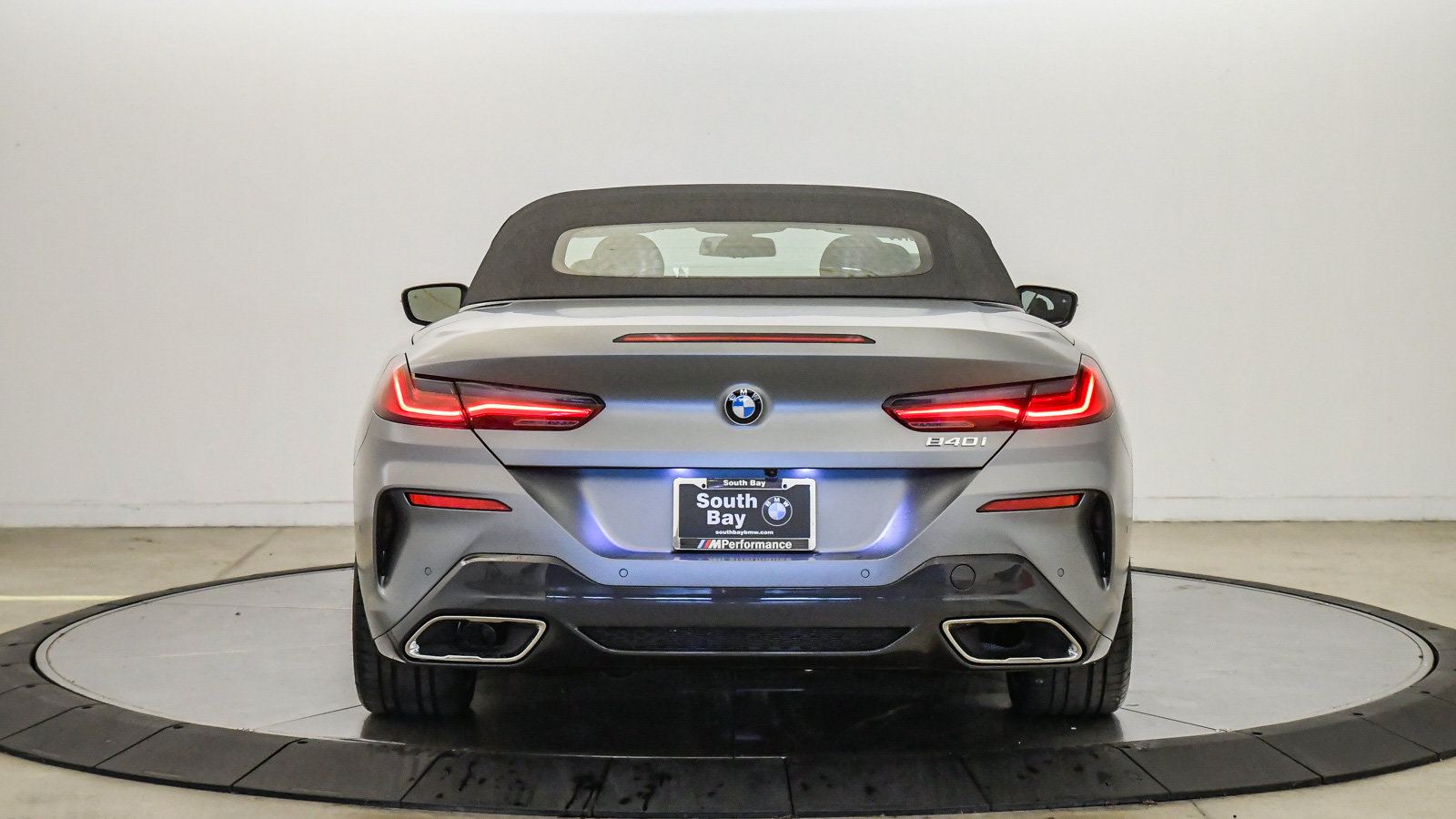 Used 2026 BMW 840i Convertible RWD image 3