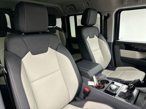Used 2024 INEOS Grenadier AWD/4WD image 18