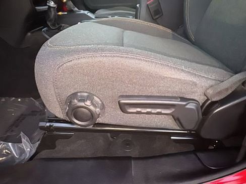 Used 2025 Jeep Wrangler Unlimited Sahara w/ Safety Group image 29