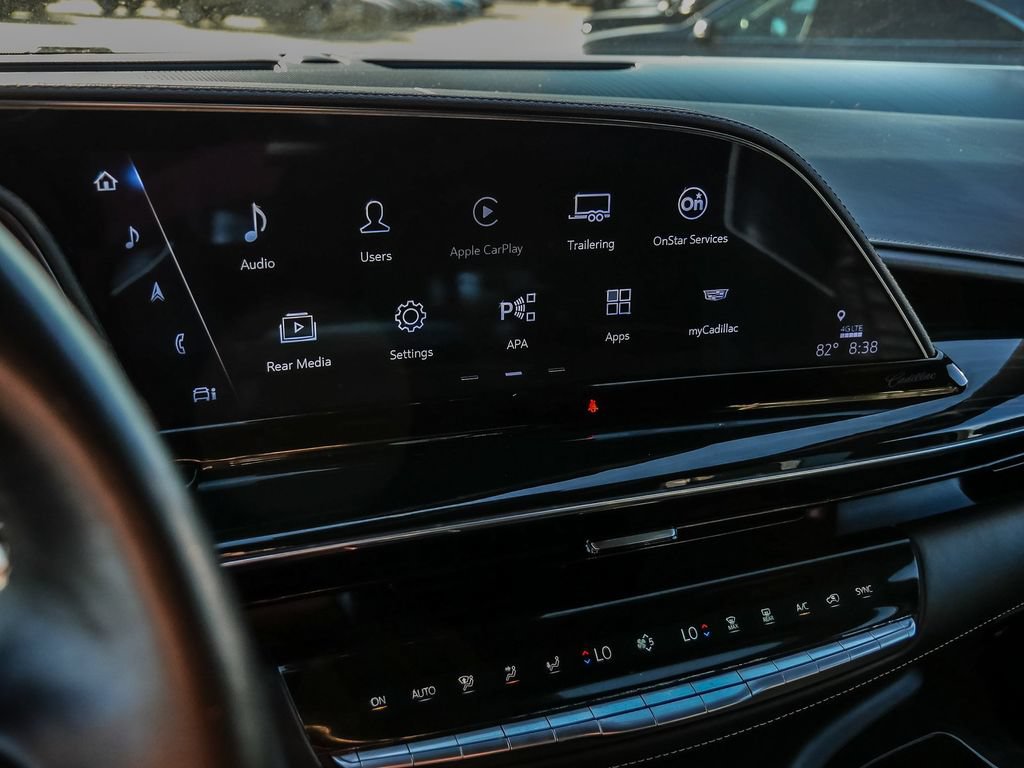 Used 2023 Cadillac Escalade ESV V w/ LPO, ONYX Package AWD/4WD image 41