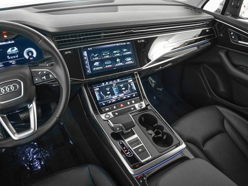 Used 2023 Audi Q7 2.0T Premium w/ Convenience Package image 18