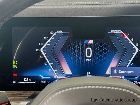 Used 2024 BMW 740i xDrive w/ Premium Package AWD/4WD image 12