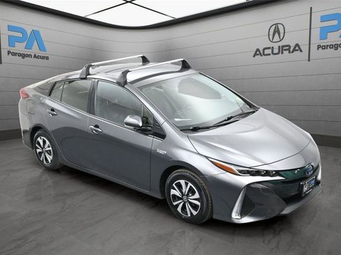 Used 2019 Toyota Prius Prime Premium image 33