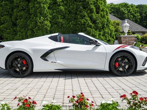 Used 2020 Chevrolet Corvette Stingray Premium Cpe w/ 3LT Preferred Equipment Group RWD image 9