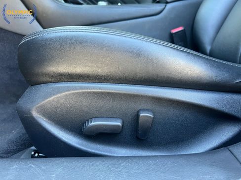 Used 2014 INFINITI Q50 Premium w/ Navigation Package image 34