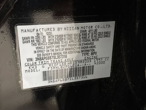 Used 2025 Nissan Kicks S image 32