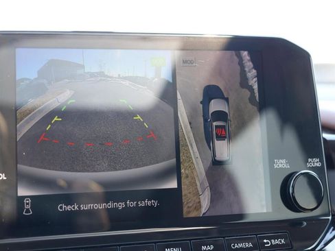 Used 2022 Nissan Pathfinder Platinum w/ Lighting Package (N93) image 14