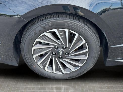 Certified 2025 Hyundai Sonata SEL FWD image 18