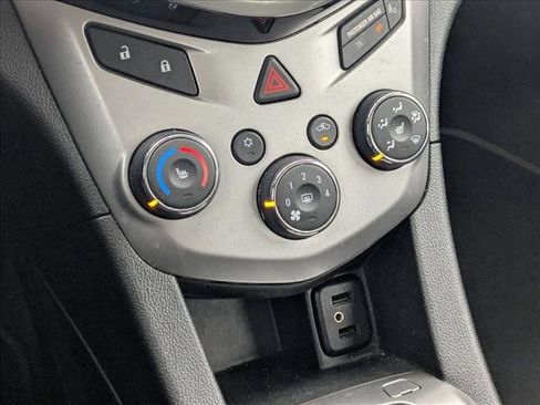 Used 2017 Chevrolet Sonic Premier image 15