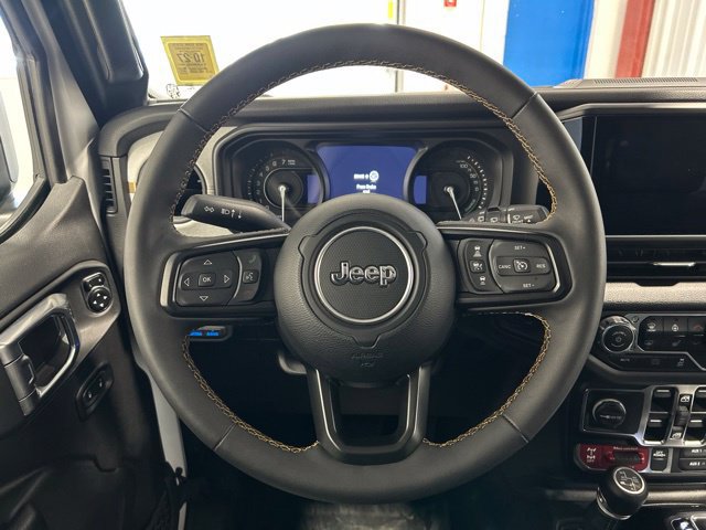 Used 2024 Jeep Wrangler Unlimited AWD/4WD image 14