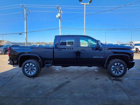 New 2026 Chevrolet Silverado 2500 Custom w/ Custom Value Package AWD/4WD image 6