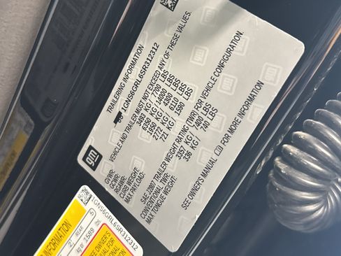 Used 2025 Chevrolet Suburban High Country AWD/4WD image 41
