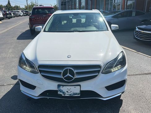 Used 2016 Mercedes-Benz E 350 4MATIC Sedan image 7