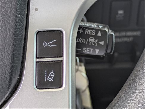 Used 2019 Toyota Tundra SR5 w/ SR5 Upgrade Package AWD/4WD image 20