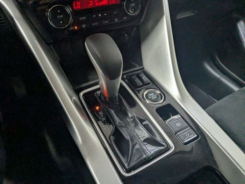 Used 2024 Mitsubishi Eclipse Cross SE AWD/4WD image 20