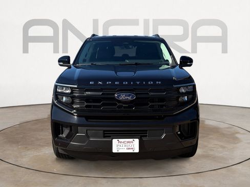 Used 2026 Ford Expedition Active RWD image 5