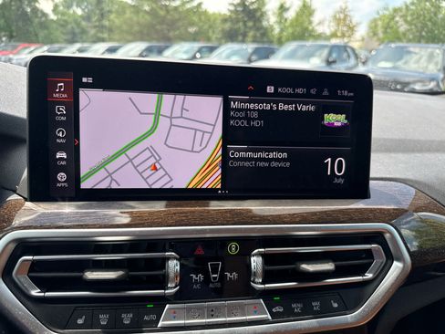 Used 2024 BMW X4 xDrive30i w/ Premium Package AWD/4WD image 22