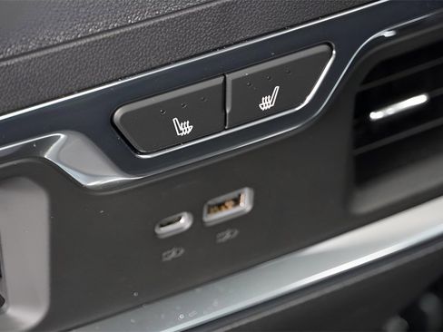 New 2026 GMC Sierra 1500 SLT image 27