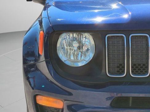 Used 2020 Jeep Renegade Latitude w/ Popular Equipment Group image 11