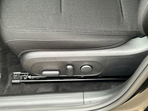 New 2025 Hyundai Ioniq 6 SE image 9