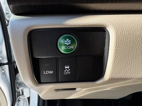 Used 2013 Honda Accord EX-L image 18