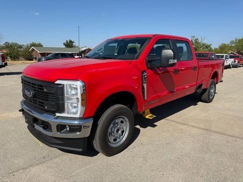 New 2026 Ford F350 XL w/ XL Chrome Package image 3