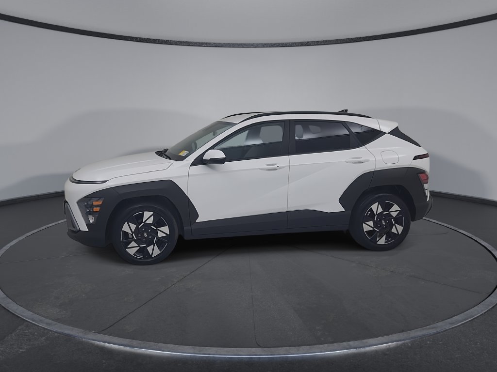 Used 2025 Hyundai Kona SEL FWD image 8