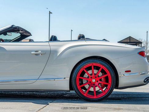 Used 2020 Bentley Continental GT V8 image 5