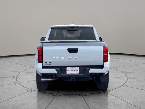 Certified 2024 Toyota Tacoma TRD Sport w/ TRD Sport Premium Package AWD/4WD image 5