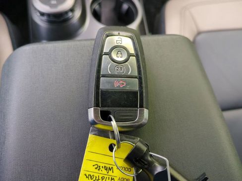 Used 2023 Ford Bronco Wildtrak AWD/4WD image 29