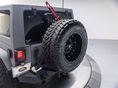 Used 2015 Jeep Wrangler Unlimited Sport w/ Quick Order Package 24S AWD/4WD image 30