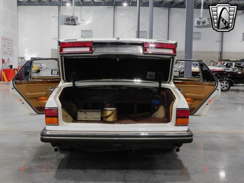 Used 1986 Rolls-Royce Silver Spur image 18