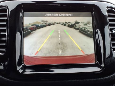 Used 2019 Jeep Compass Limited image 14