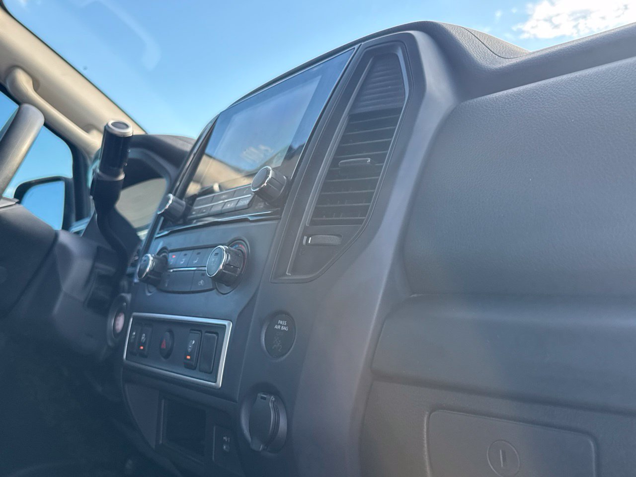 Used 2021 Nissan Titan S w/ S Utility Package RWD image 35