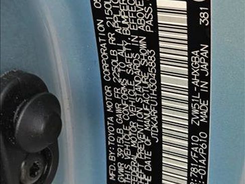 Used 2017 Toyota Prius Three FWD image 23