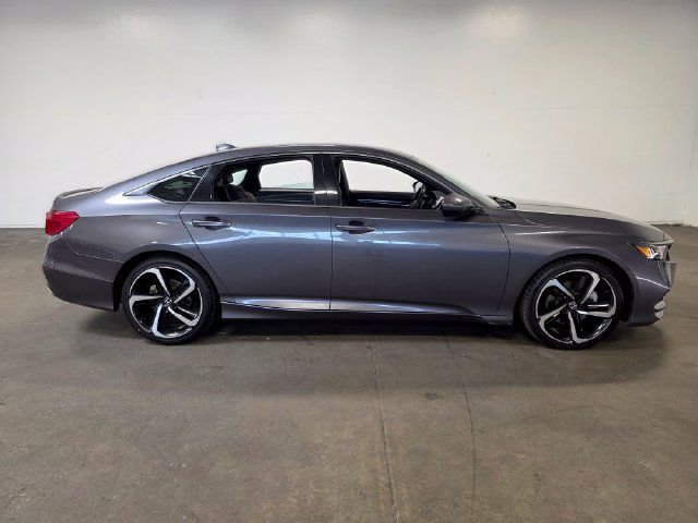 Used 2018 Honda Accord Sport image 2
