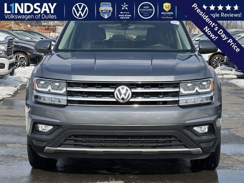 Used 2019 Volkswagen Atlas SE w/ Panoramic Sunroof Package image 2