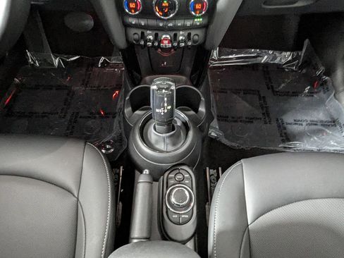 Used 2022 MINI Cooper 4-Door Hardtop FWD image 34