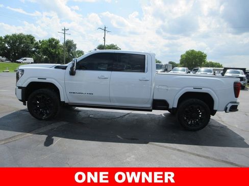 Certified 2025 GMC Sierra 2500 Denali Ultimate AWD/4WD image 12