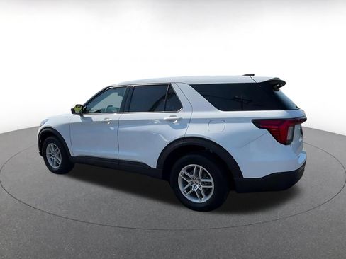Used 2026 Ford Explorer Active AWD/4WD image 10