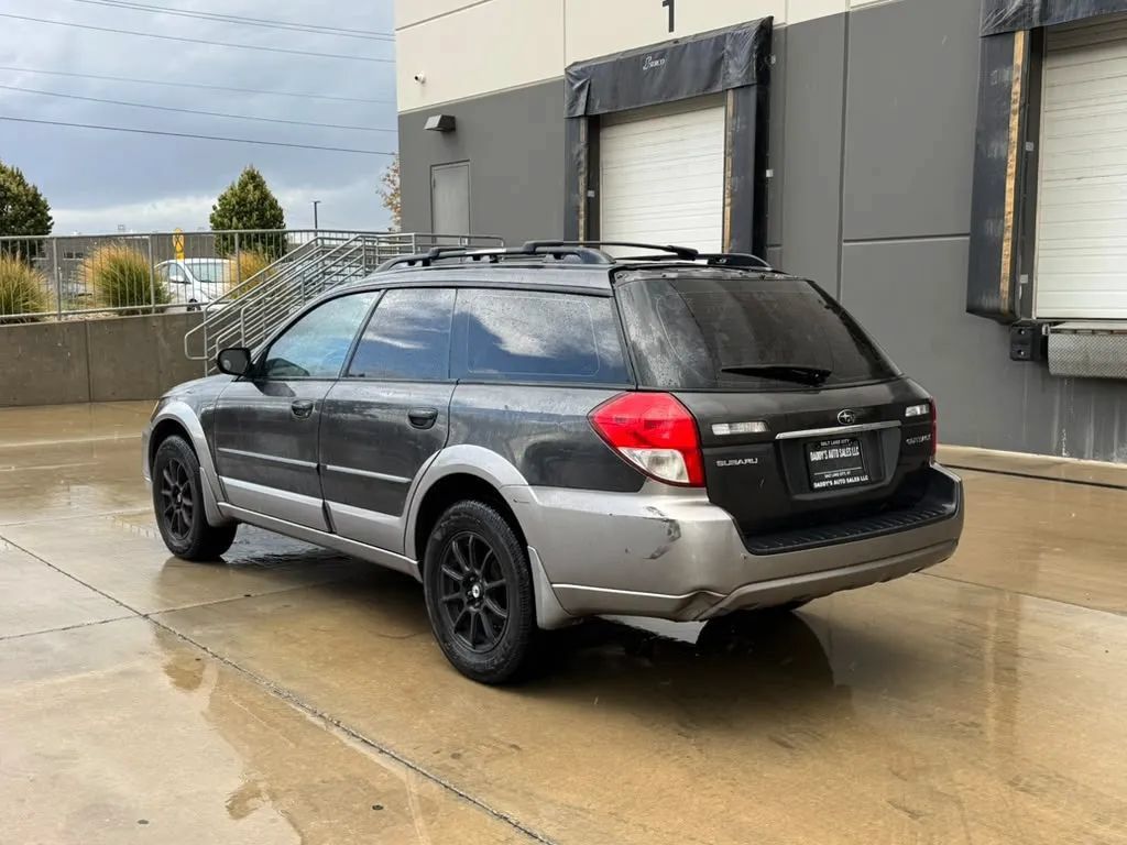 Used 2009 Subaru Outback 2.5i Special Edition AWD/4WD image 3