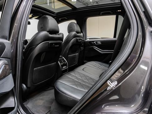 Used 2023 BMW X5 sDrive40i image 41