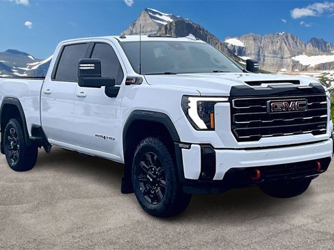 Used 2025 GMC Sierra 3500 AT4 image 12