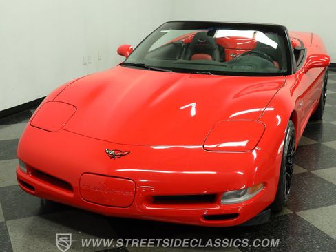 Used 1999 Chevrolet Corvette Convertible w/ Memory Pkg RWD image 17