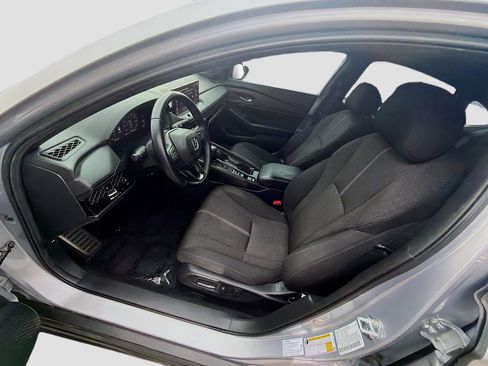 Used 2024 Honda Accord Sport image 18