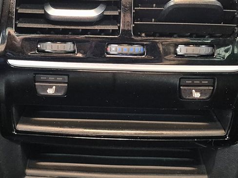 Used 2017 BMW 530i xDrive image 24