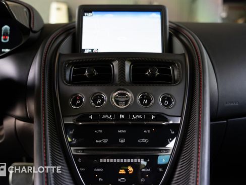 Used 2021 Aston Martin DBS Superleggera RWD image 29