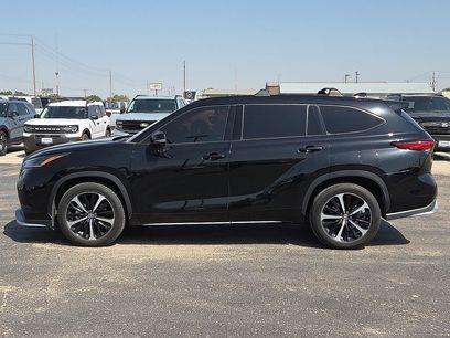 Used 2022 Toyota Highlander XSE