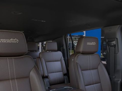 New 2026 Chevrolet Suburban High Country AWD/4WD image 24