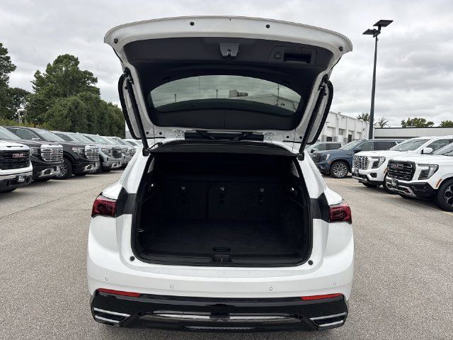 Used 2024 Buick Envision Sport Touring AWD/4WD image 26